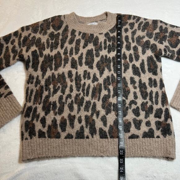 Rails Crewneck Lana Leopard Print Sweater Size X-Small Boho Animal Cozy Neutral - Picture 9 of 9
